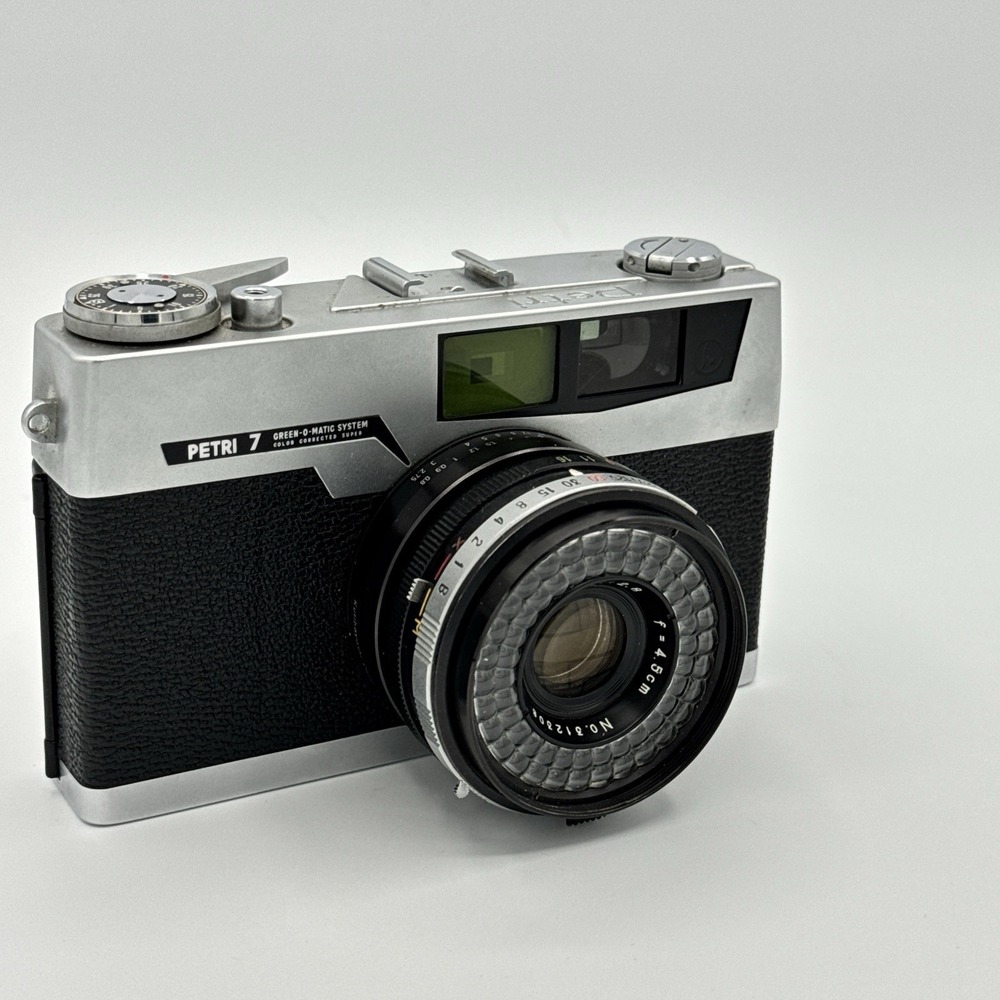 Petri 7 Rangefinder 35mm Film Camera C Petri 4.5cm Lens Japan w/‎ Case Untested